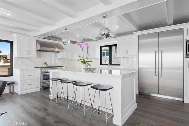 511 Bayview Drive, Manhattan Beach, CA 90266