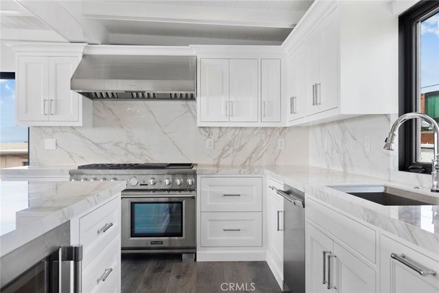 511 Bayview Drive, Manhattan Beach, CA 90266