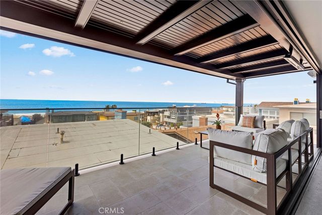 511 Bayview Drive, Manhattan Beach, CA 90266