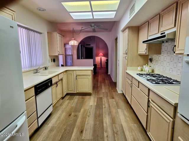 20810 N 143RD Way, Sun City West, AZ 85375