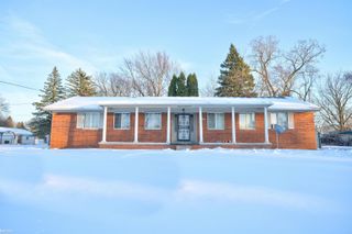 3522 Ridgecliffe Drive, Flint Twp, MI 48532