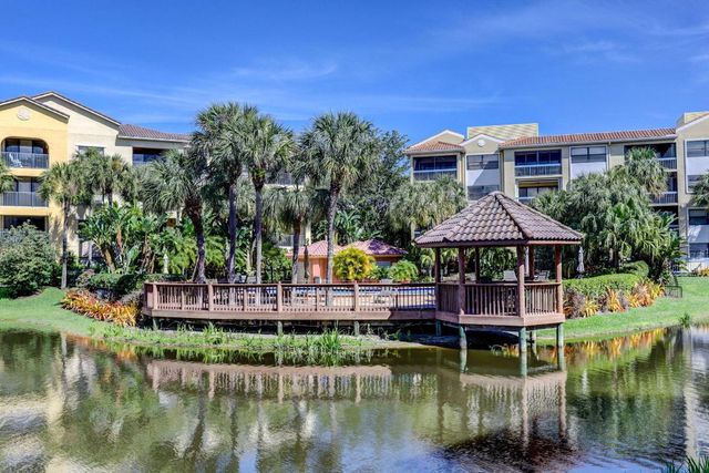 800 Uno Lago Drive 102, Juno Beach, FL 33408