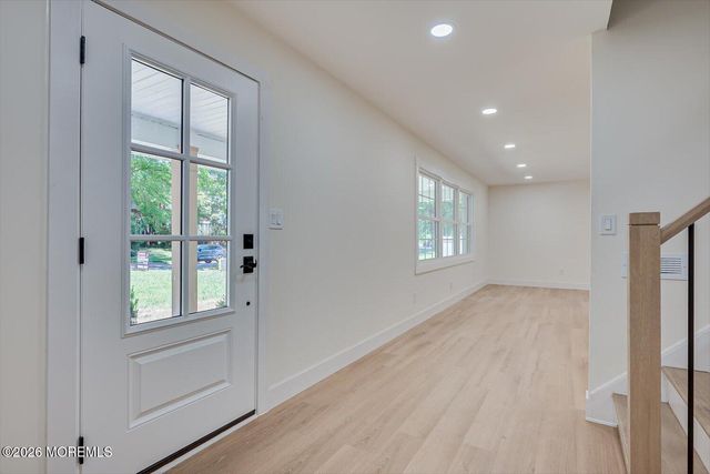 300 E Chestnut Avenue, Metuchen, NJ 08840