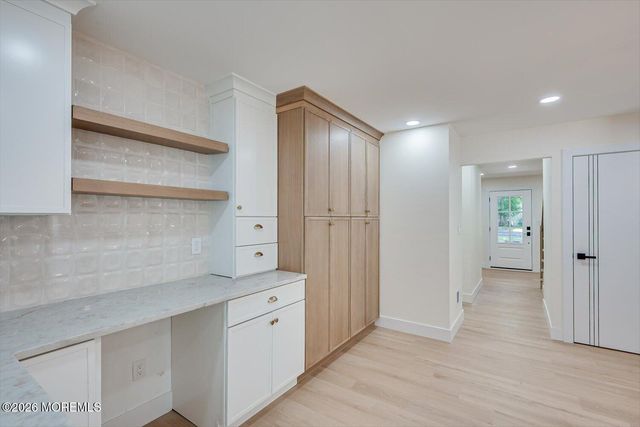 300 E Chestnut Avenue, Metuchen, NJ 08840