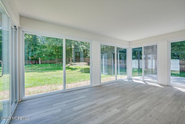 300 E Chestnut Avenue, Metuchen, NJ 08840