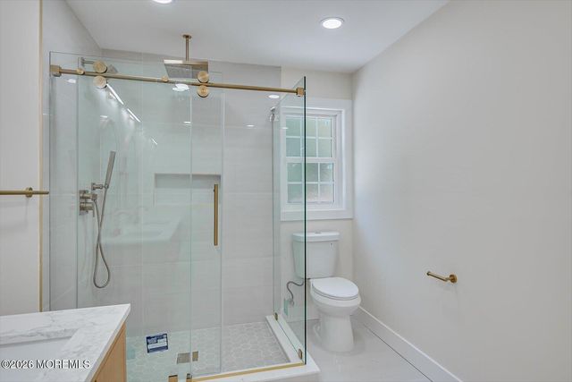 300 E Chestnut Avenue, Metuchen, NJ 08840