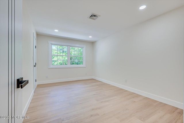 300 E Chestnut Avenue, Metuchen, NJ 08840