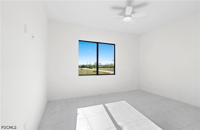 4233 Jacaranda PKWY W, Cape Coral, FL 33993