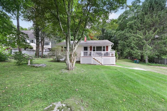 13 Arbutus Street, Putnam Valley, NY 10579