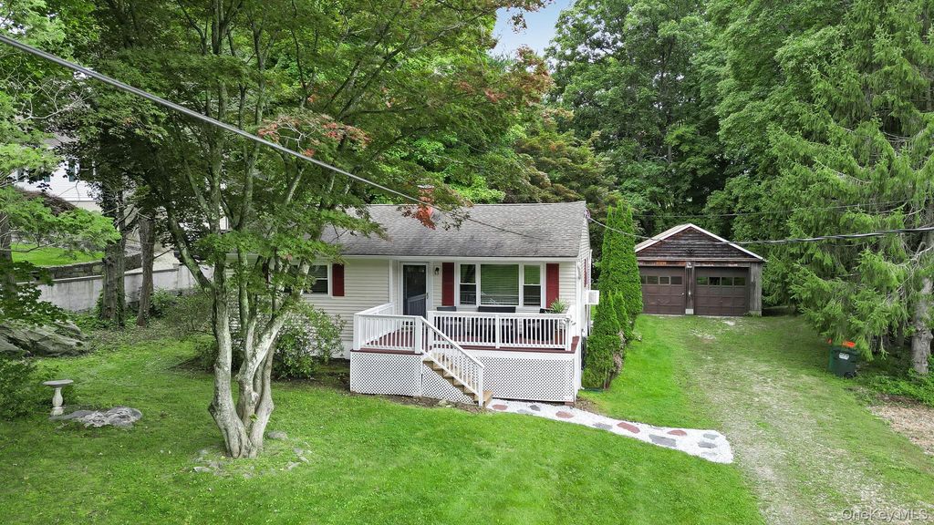 13 Arbutus Street, Putnam Valley, NY 10579 — photo 2