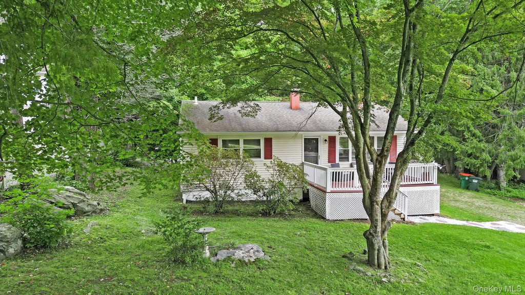 13 Arbutus Street, Putnam Valley, NY 10579 — photo 4