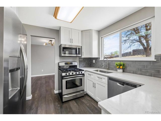 3106 S Olathe Way, Aurora, CO 80013