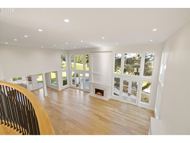 351 Nw ALDER St, Dundee, OR 97115