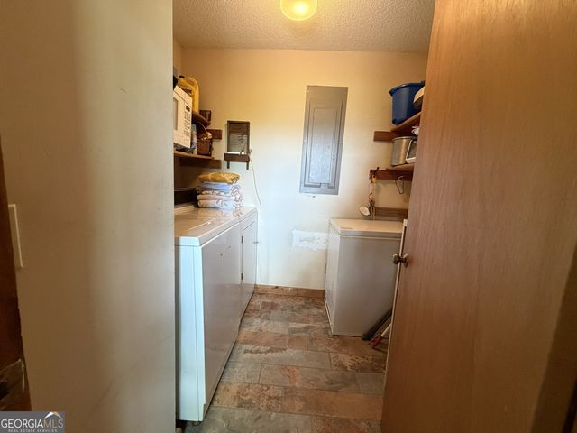1491 Black Branch Road, Rabun Gap, GA 30568