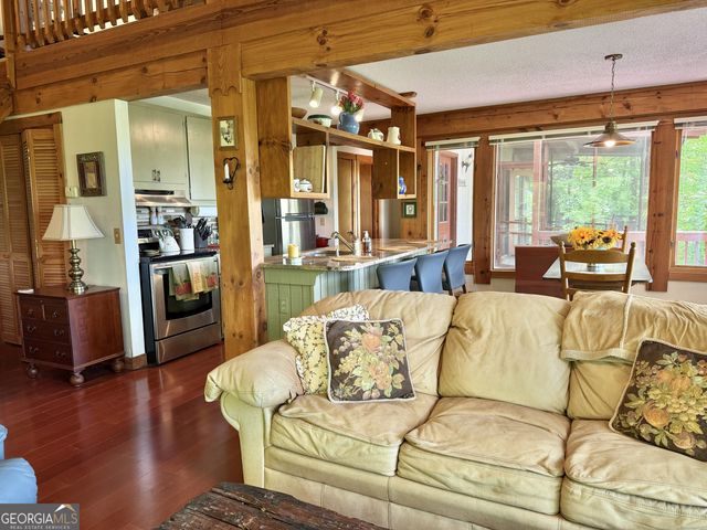 1491 Black Branch Road, Rabun Gap, GA 30568