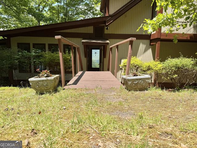 1491 Black Branch Road, Rabun Gap, GA 30568
