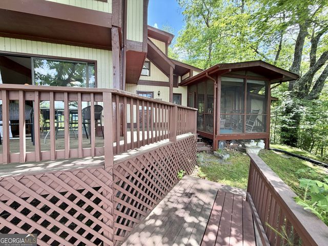 1491 Black Branch Road, Rabun Gap, GA 30568