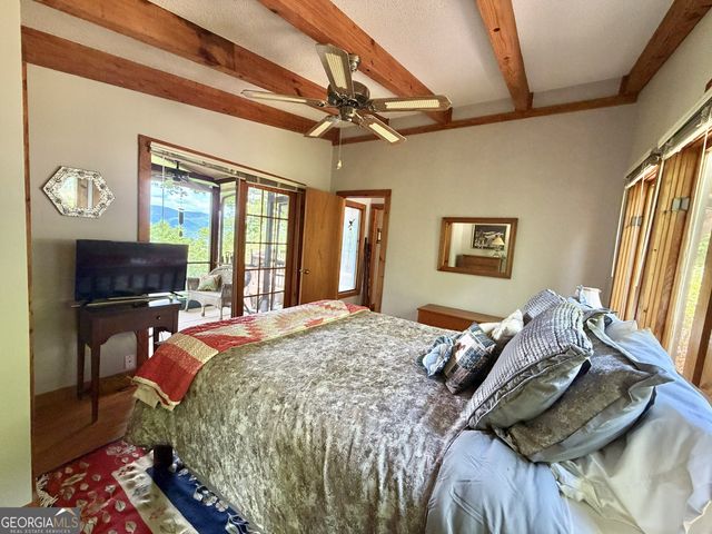 1491 Black Branch Road, Rabun Gap, GA 30568