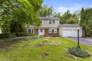 1054 Alden Lane, Buffalo Grove, IL 60089