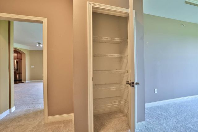 358 Riverpointe Drive, 6, Dayton, KY 41074