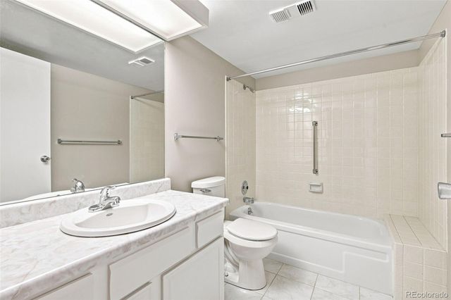 14300 E Marina Drive 205, Aurora, CO 80014
