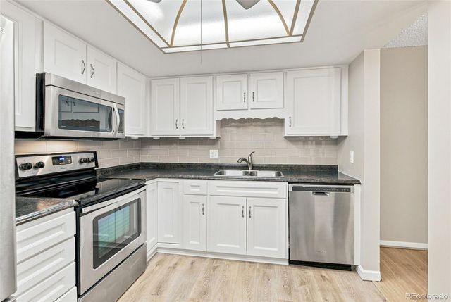 14300 E Marina Drive 205, Aurora, CO 80014