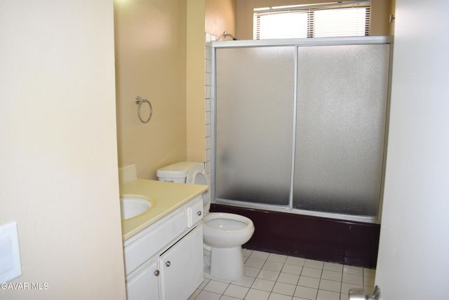 325 Rainbow, Palmdale, CA 93551
