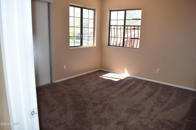 325 Rainbow, Palmdale, CA 93551