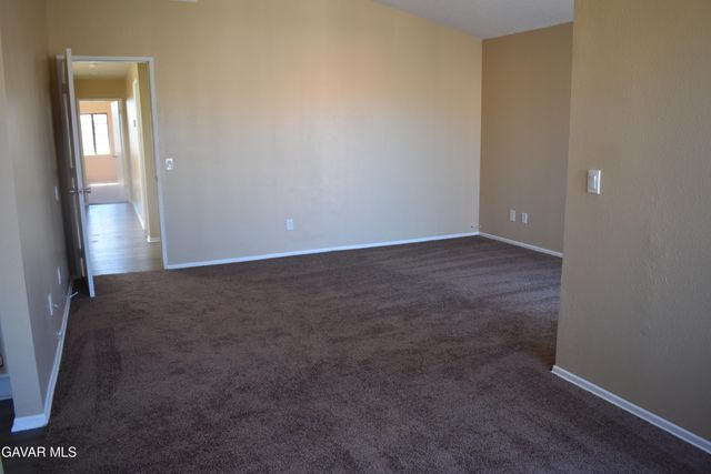 325 Rainbow, Palmdale, CA 93551