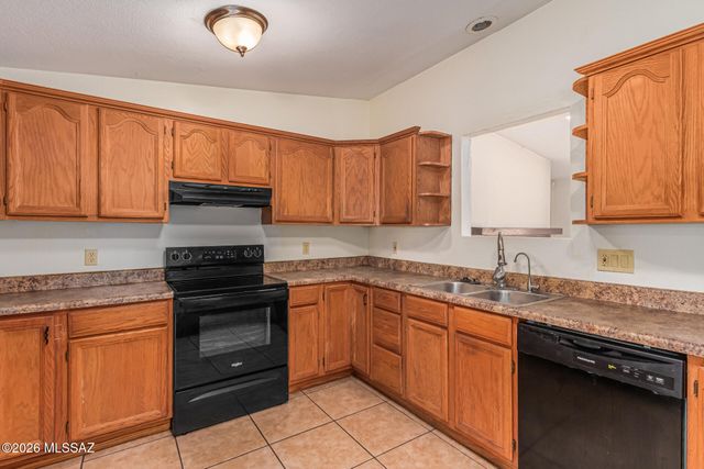7416 E Beverly Drive, Tucson, AZ 85710