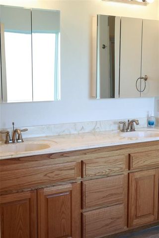 5468 Hogaboom Road, Groves, TX 77619