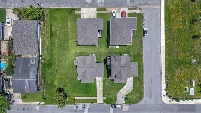 1714 69th Street, Galveston, TX 77551