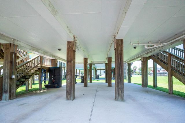 1714 69th Street, Galveston, TX 77551