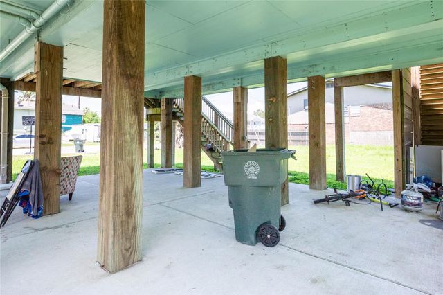1714 69th Street, Galveston, TX 77551