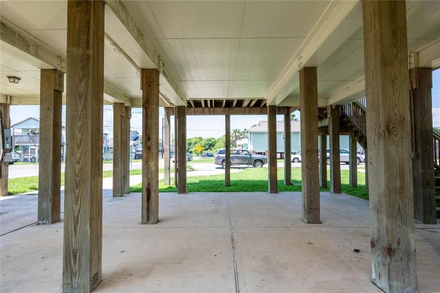 1714 69th Street, Galveston, TX 77551