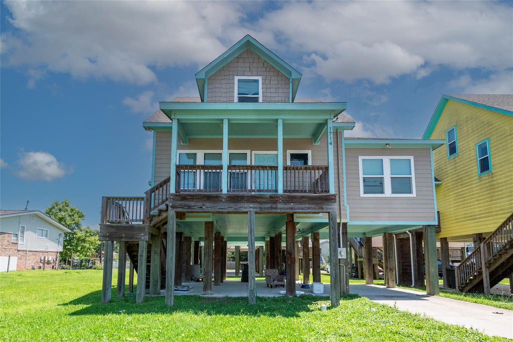 1714 69th Street, Galveston, TX 77551