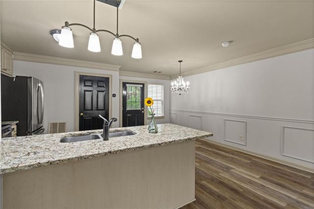 1175 Riverside Terrace, Gainesville, GA 30501
