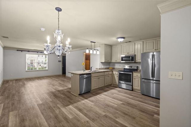 1175 Riverside Terrace, Gainesville, GA 30501