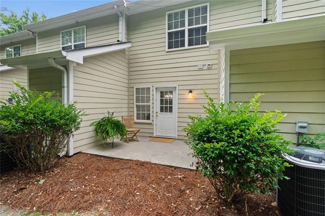 1175 Riverside Terrace, Gainesville, GA 30501