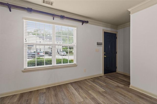 1175 Riverside Terrace, Gainesville, GA 30501