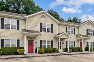 1175 Riverside Terrace, Gainesville, GA 30501