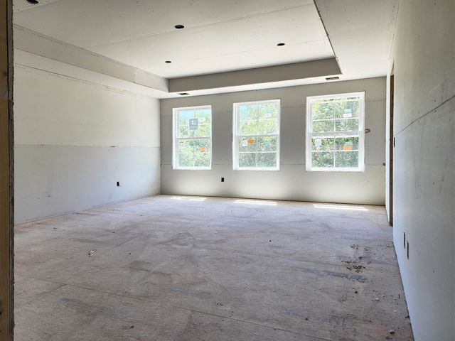 4 Campbell Way, Windham, NH 03087