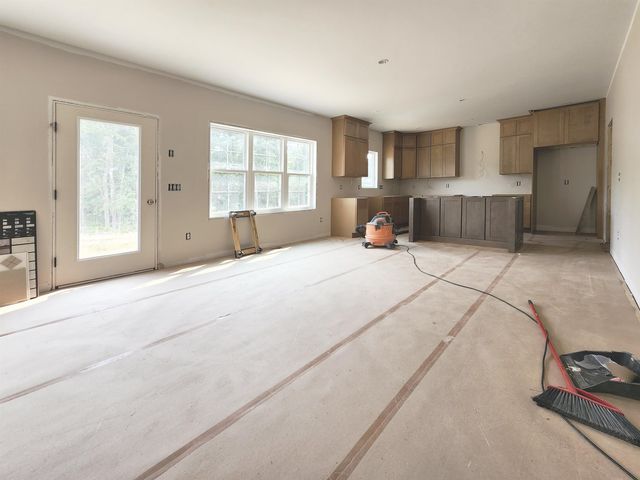 4 Campbell Way, Windham, NH 03087
