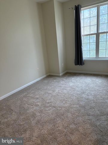 5618 LANIER AVE, Suitland, MD 20746