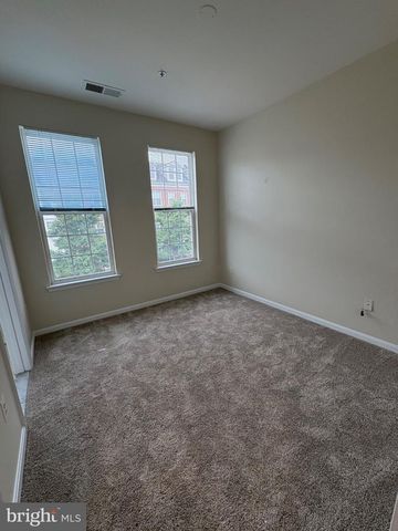 5618 LANIER AVE, Suitland, MD 20746