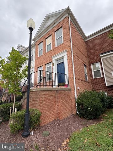 5618 LANIER AVE, Suitland, MD 20746