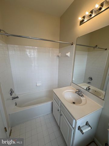 5618 LANIER AVE, Suitland, MD 20746