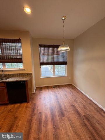 5618 LANIER AVE, Suitland, MD 20746