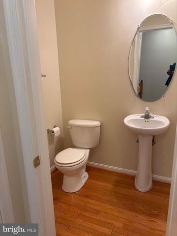 5618 LANIER AVE, Suitland, MD 20746