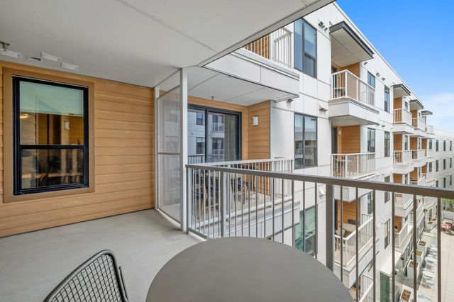 2323 S Lamar BLVD 206, Austin, TX 78704